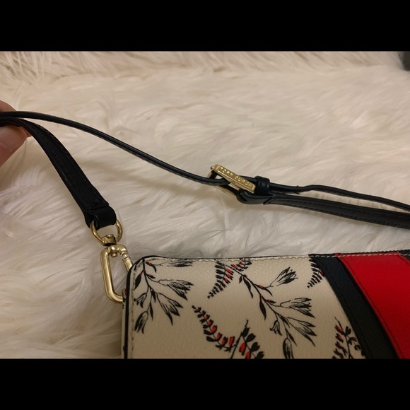 tory burch cross-body handbag - Picture 4 of 4